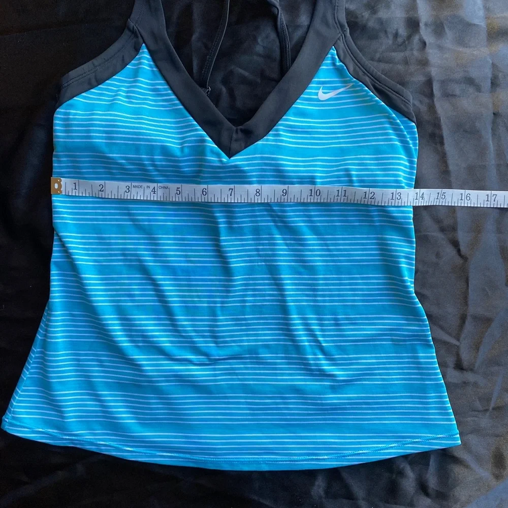 Nike pants & tank top - Picture 3 of 15